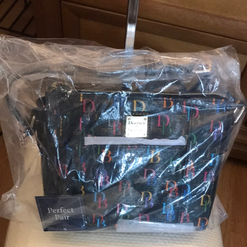 NWT D&B Black 1975 It Saffiano Lexington Crossbody